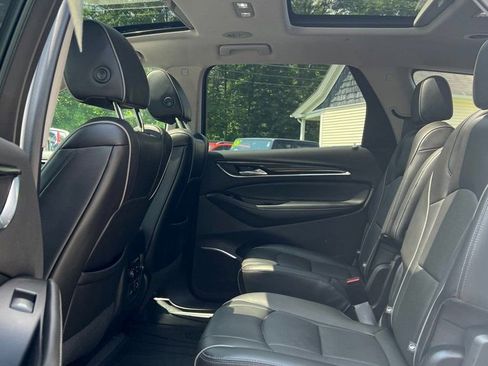 Used 2020 Buick Enclave Avenir w/ Avenir Technology Package image 10