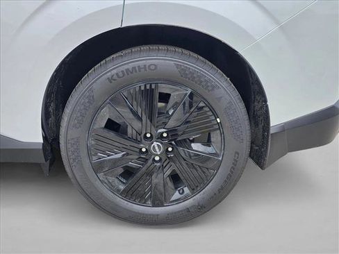 New 2026 Nissan Murano SV AWD/4WD image 9