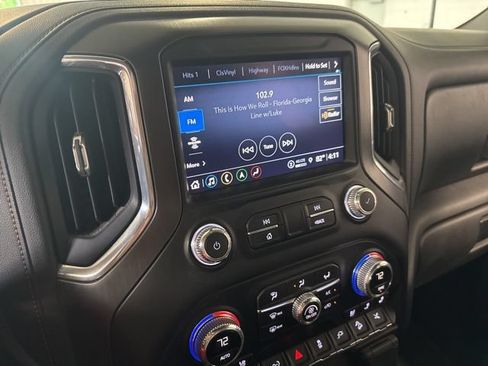 Used 2021 GMC Sierra 3500 AT4 w/ AT4 Premium Plus Package AWD/4WD image 15