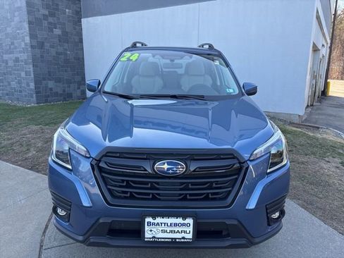 Used 2024 Subaru Forester Premium image 9