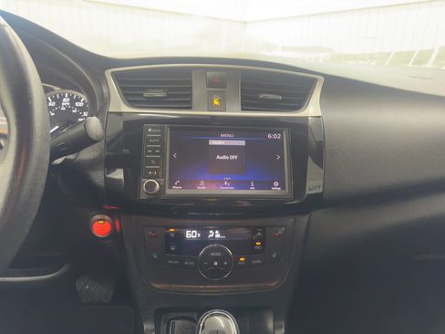 Used 2019 Nissan Sentra SV image 18