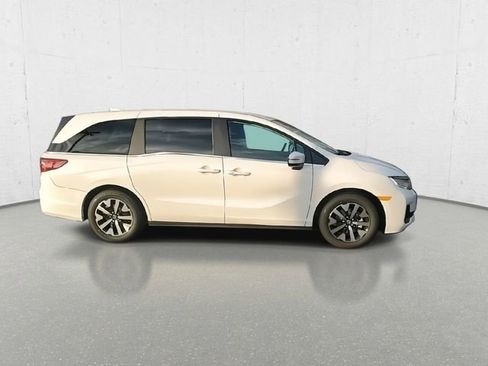 New 2026 Honda Odyssey EX-L image 10