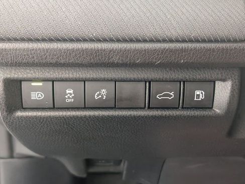 Used 2025 Toyota Camry SE w/ Convenience Package FWD image 51