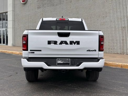 New 2026 RAM 1500 Big Horn AWD/4WD image 4