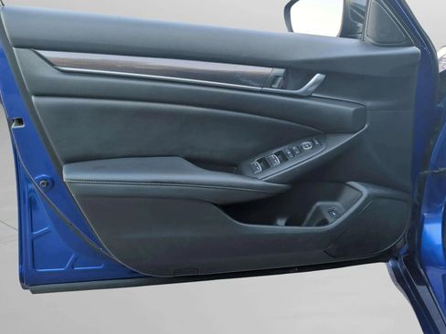 Used 2021 Honda Accord Sport image 28