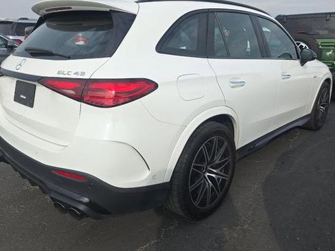 Used 2025 Mercedes-Benz GLC 43 AMG 4MATIC image 3