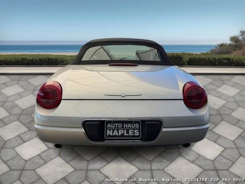 Used 2005 Ford Thunderbird Deluxe image 30