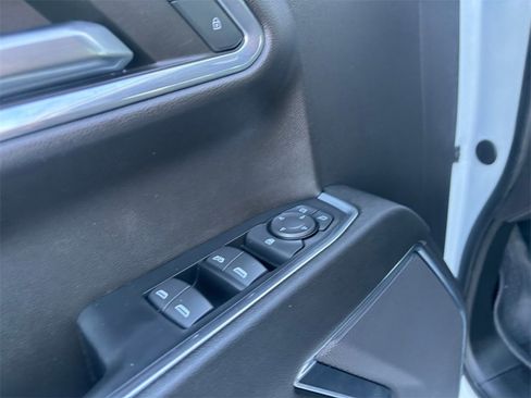 Certified 2024 Chevrolet Silverado 1500 LT image 23