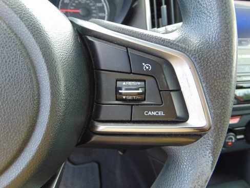 Used 2018 Subaru Crosstrek 2.0i AWD/4WD image 17