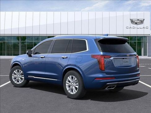 New 2025 Cadillac XT6 Luxury image 3