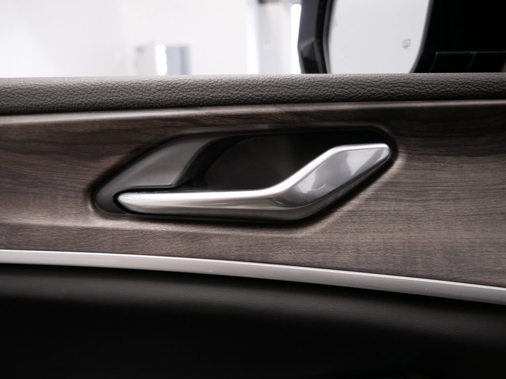 New 2026 Jeep Grand Cherokee Altitude AWD/4WD image 20