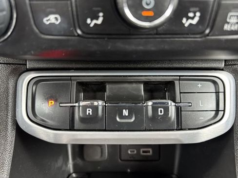 Used 2020 GMC Acadia SLT w/ Premium Package FWD image 15