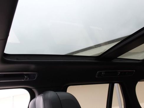 New 2025 Land Rover Range Rover Autobiography image 20