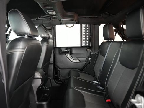 Used 2016 Jeep Wrangler Unlimited Sport AWD/4WD image 34