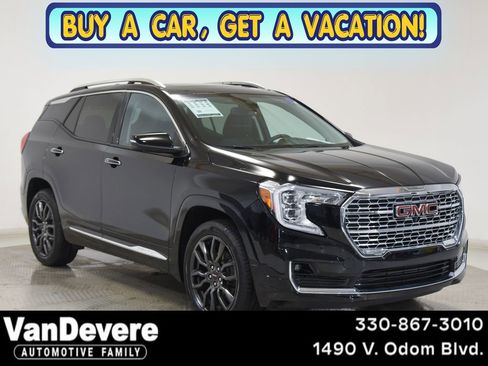 Used 2023 GMC Terrain Denali w/ Black Diamond Edition AWD/4WD image 1