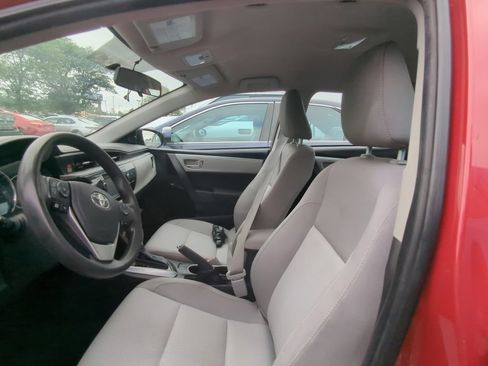 Used 2015 Toyota Corolla LE FWD image 6