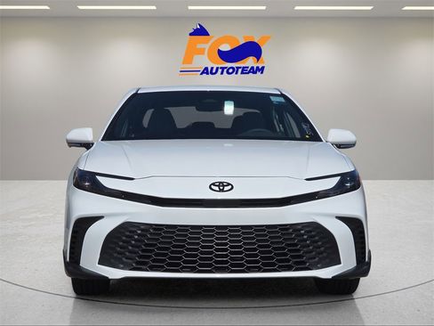 New 2026 Toyota Camry SE image 7