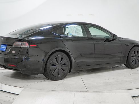 Used 2023 Tesla Model S Plaid image 13