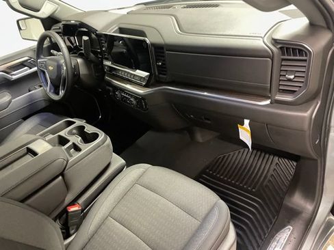 Used 2026 Chevrolet Silverado 1500 LT RWD image 18