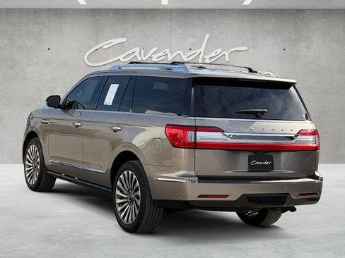 Used 2019 Lincoln Navigator Reserve AWD/4WD image 14