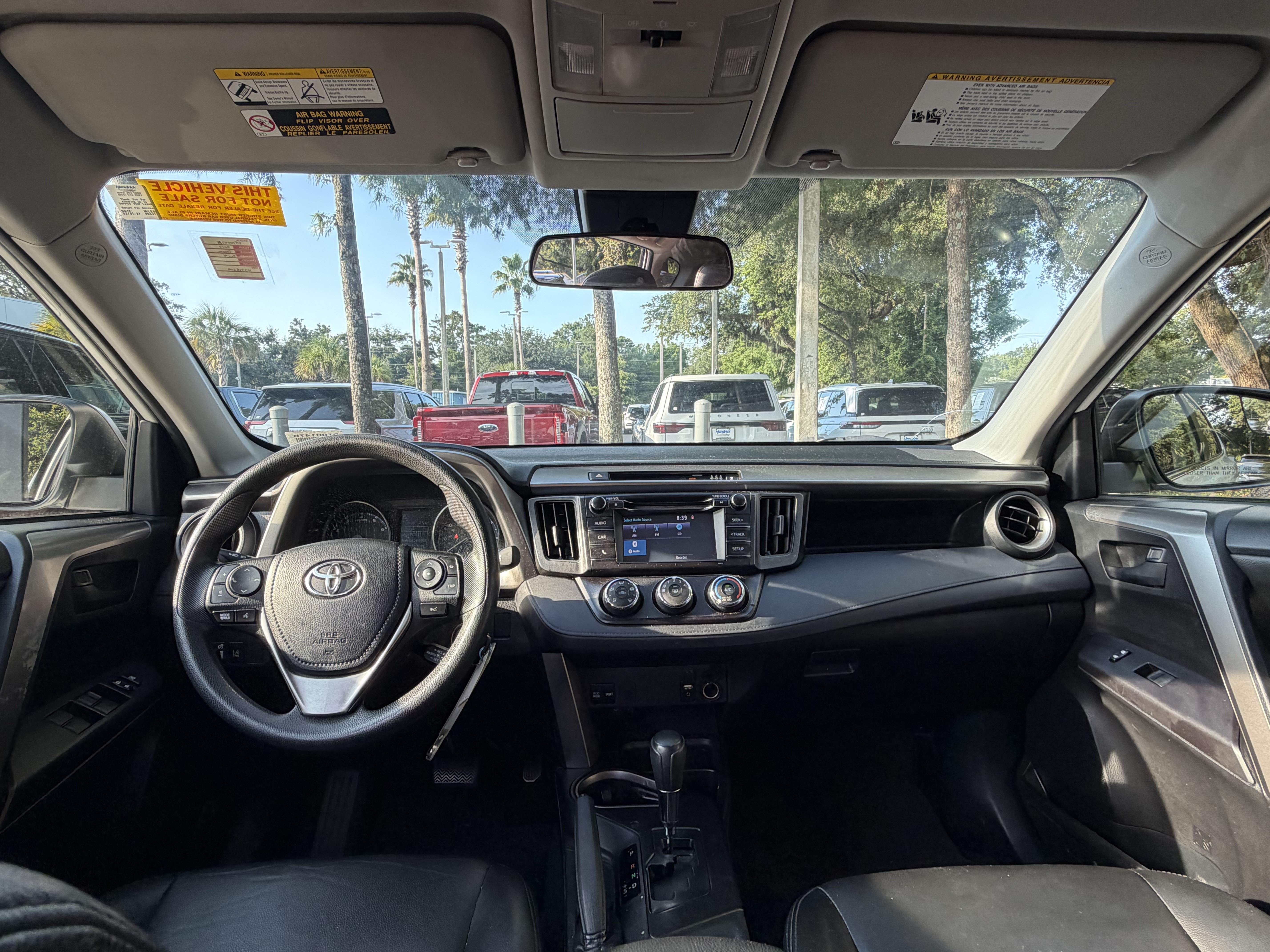 Used 2017 Toyota RAV4 LE FWD image 34