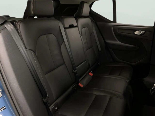 Used 2025 Volvo XC40 B5 Plus AWD/4WD image 77