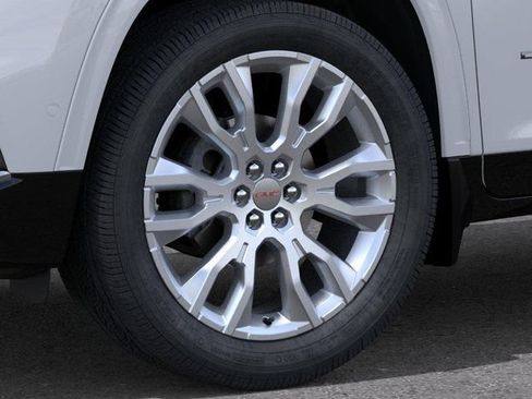 New 2026 GMC Acadia Denali w/ Super Cruise Package FWD image 9