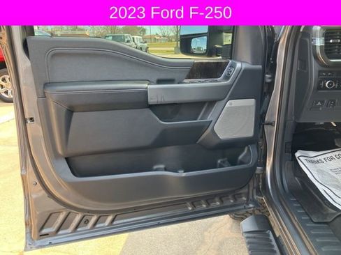 Used 2023 Ford F250 Lariat w/ Sport Appearance Package image 23