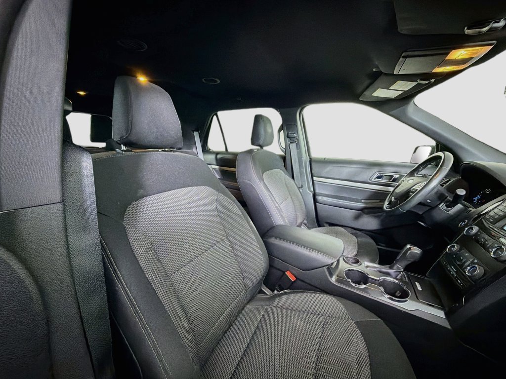 Used 2019 Ford Explorer XLT FWD image 24