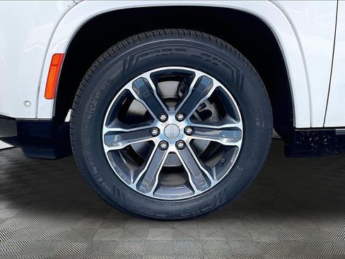 Used 2023 Jeep Grand Wagoneer 4WD image 29