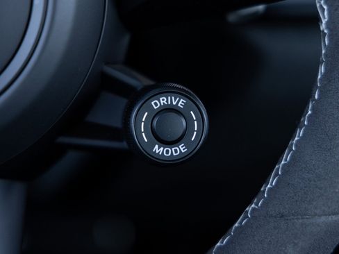 Certified 2024 Porsche 911 GT3 image 15