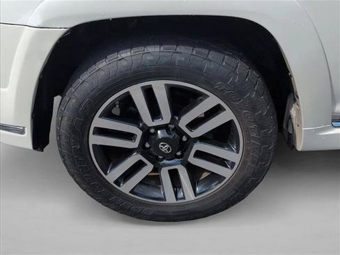 Used 2019 Toyota 4Runner Limited AWD/4WD image 29