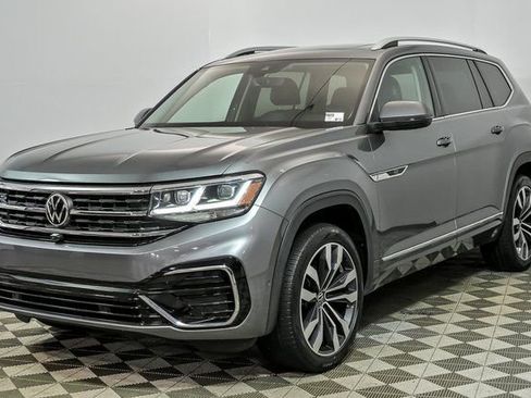 Used 2022 Volkswagen Atlas SEL Premium image 4