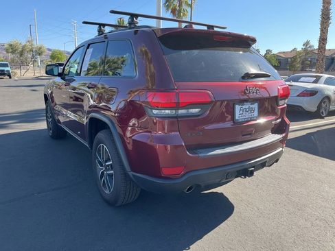 Used 2019 Jeep Grand Cherokee Trailhawk AWD/4WD image 5