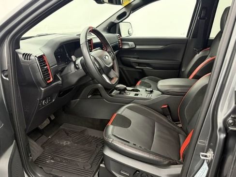 Used 2024 Ford Ranger Raptor image 3