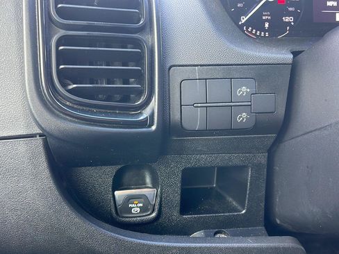 Used 2025 RAM ProMaster 1500 FWD image 35