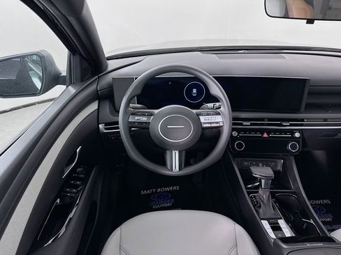Certified 2025 Hyundai Santa Cruz SEL AWD/4WD image 23