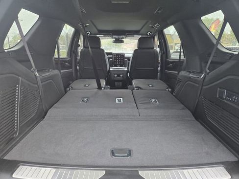 Used 2025 GMC Yukon Denali w/ Sun & Power Step Package AWD/4WD image 35