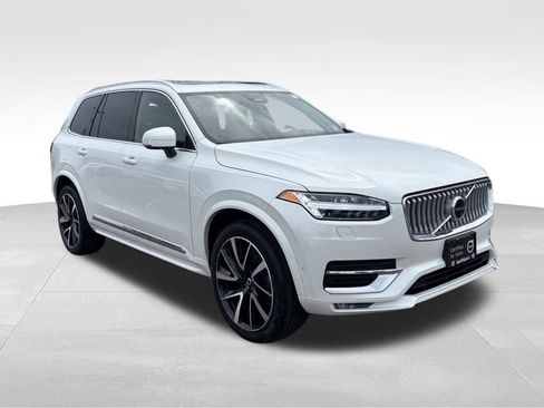 Used 2024 Volvo XC90 B6 Plus w/ Protection Package AWD/4WD image 38