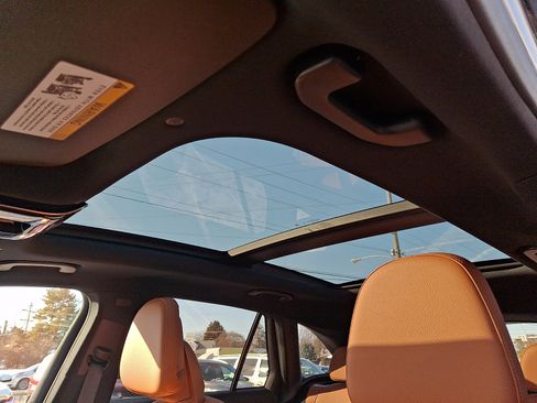 Used 2026 Mercedes-Benz GLC 300 4MATIC image 14