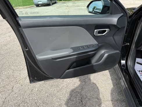 Used 2025 Kia K4 FWD image 16