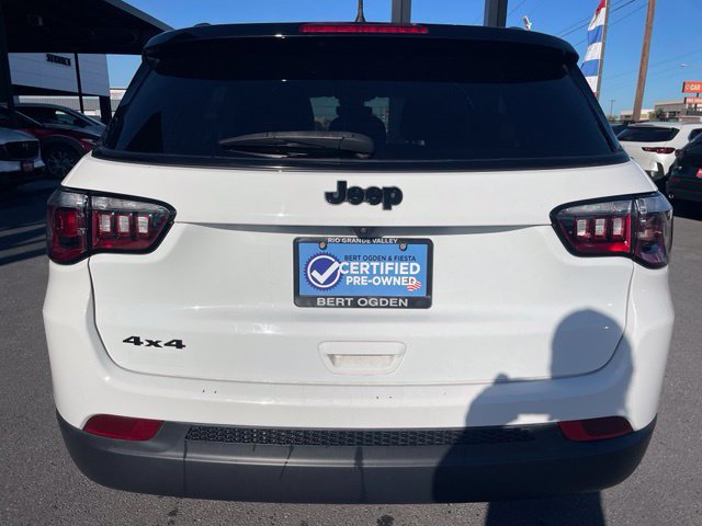 Used 2023 Jeep Compass Latitude AWD/4WD image 4