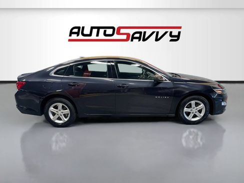 Used 2023 Chevrolet Malibu LT w/ Driver Confidence Package FWD image 8