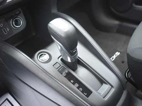 Used 2025 Nissan Kicks Play S image 26