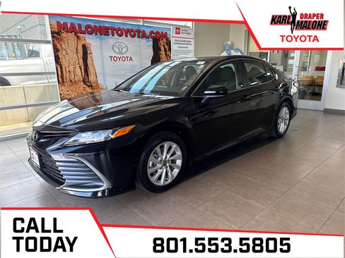 Certified 2024 Toyota Camry LE image 1