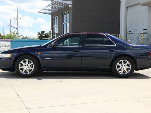 Used 1999 Cadillac Seville STS FWD image 4