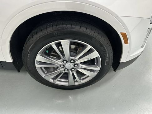 Used 2024 Cadillac XT5 Premium Luxury AWD/4WD image 20