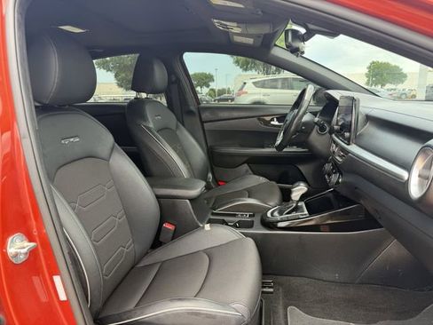 Used 2024 Kia Forte GT-Line w/ GT-Line Premium Package FWD image 29