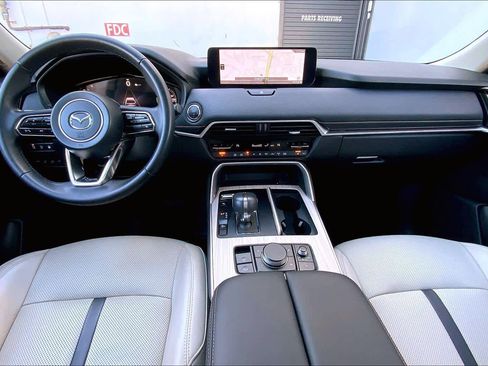 Used 2024 MAZDA CX-90 Plug-In Hybrid w/ Premium Pkg image 16