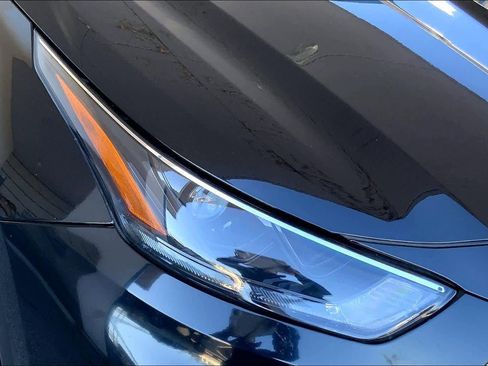 Used 2024 Toyota Highlander XLE FWD image 46